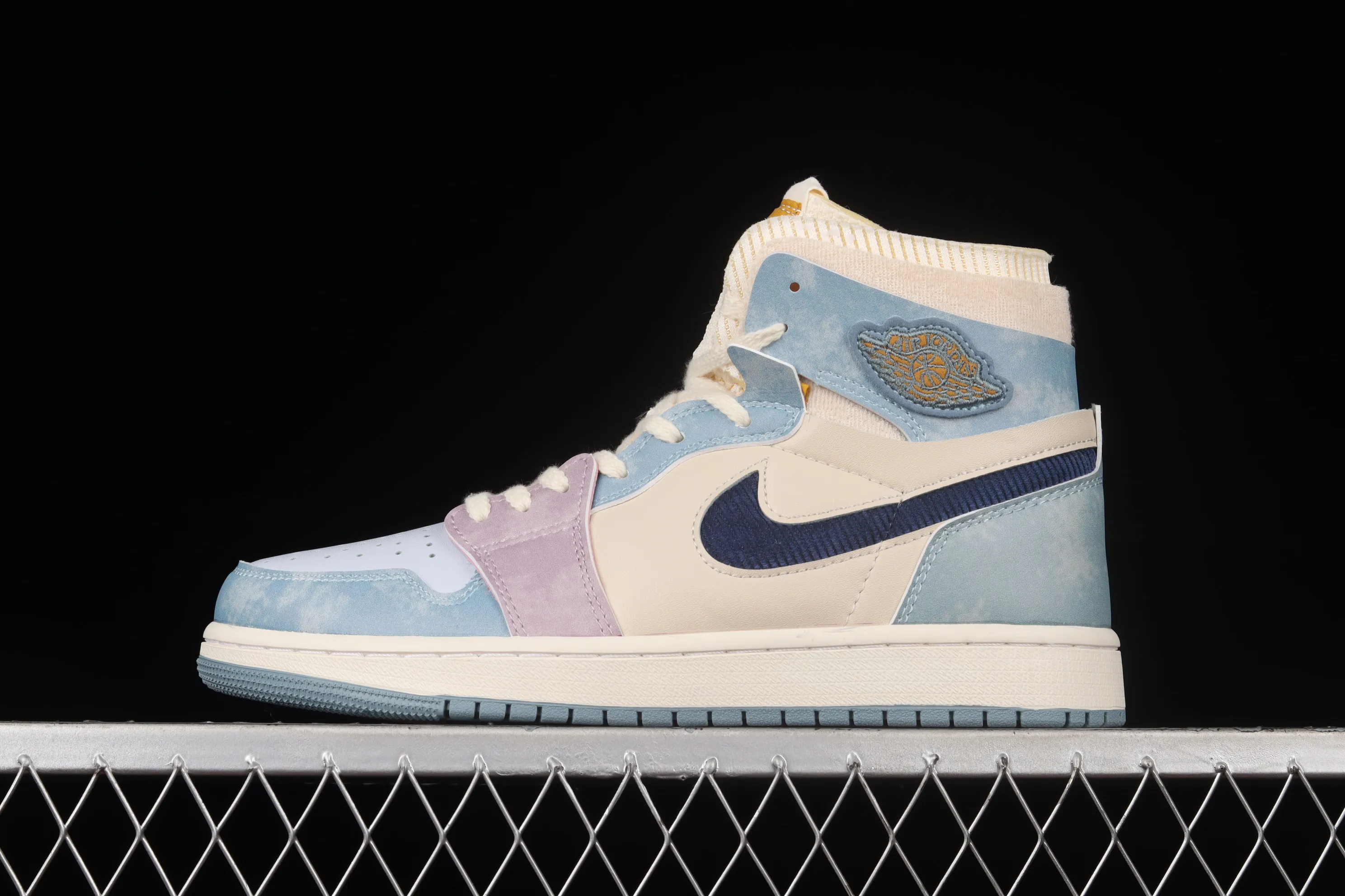 All categories Air Jordan Jordan series basketball shoes Air Jordan 1 High Air Jordan 1 Zoom CMFT "Celestine Blue" AJ1 Joe 1 Macaron Beige Blue Pink DQ5091-041